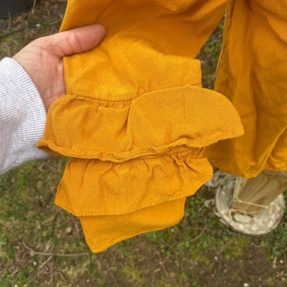 Massimo Dutti Mustard Blouse | Size L - Picture 8 of 9